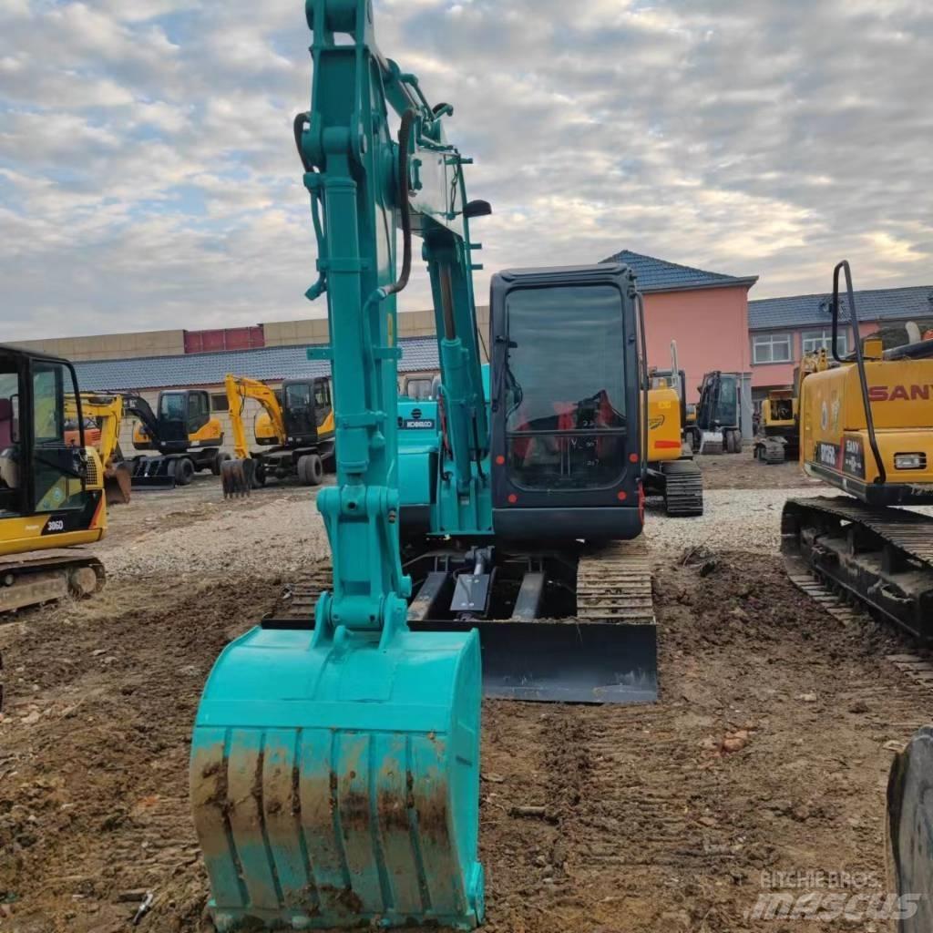 Kobelco SK 75 Excavatoare pe șenile
