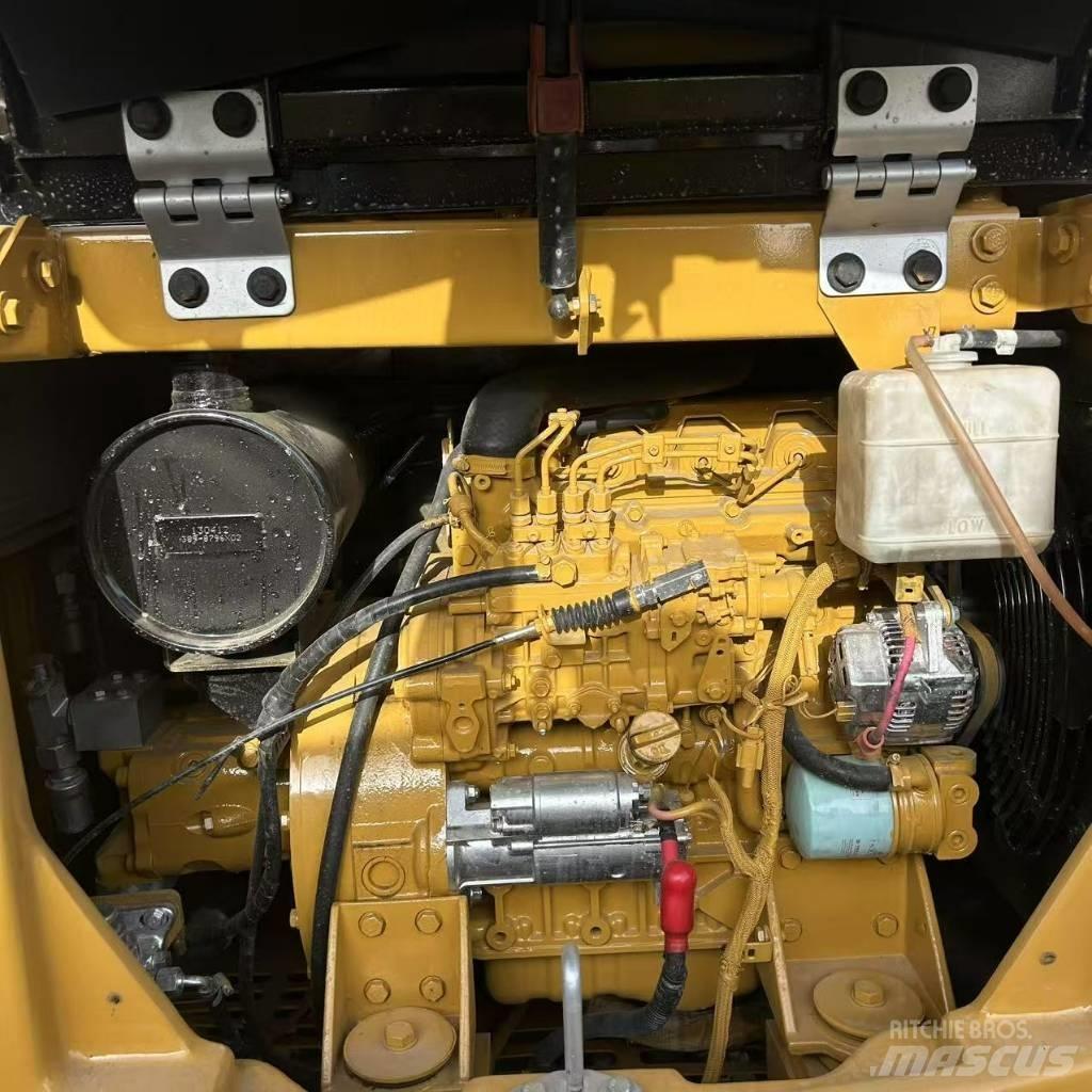 CAT 306E Excavatoare pe șenile
