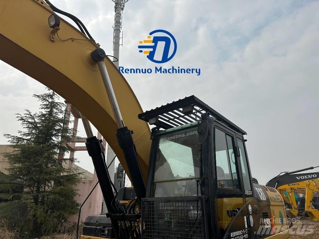 CAT 329D Excavatoare pe șenile
