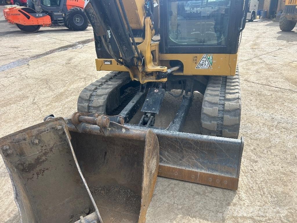 CAT 306 CR Mini excavatoare < 7t