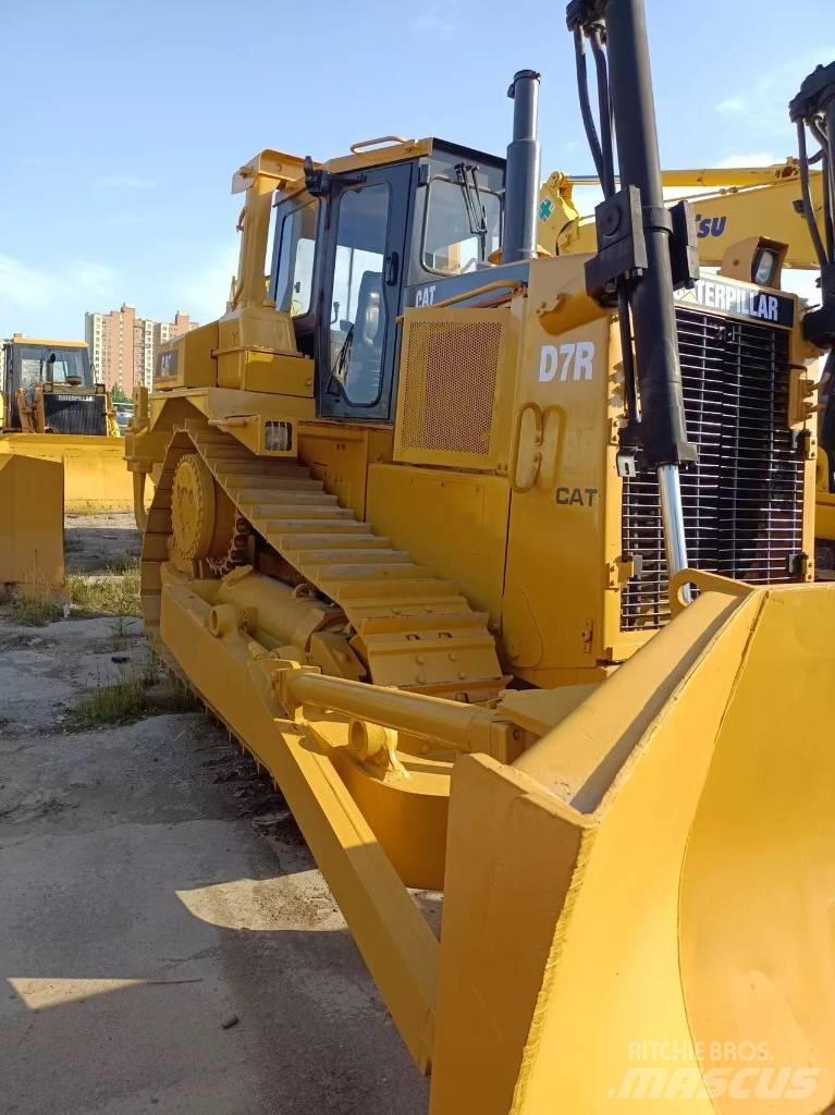 CAT D7R Gredere