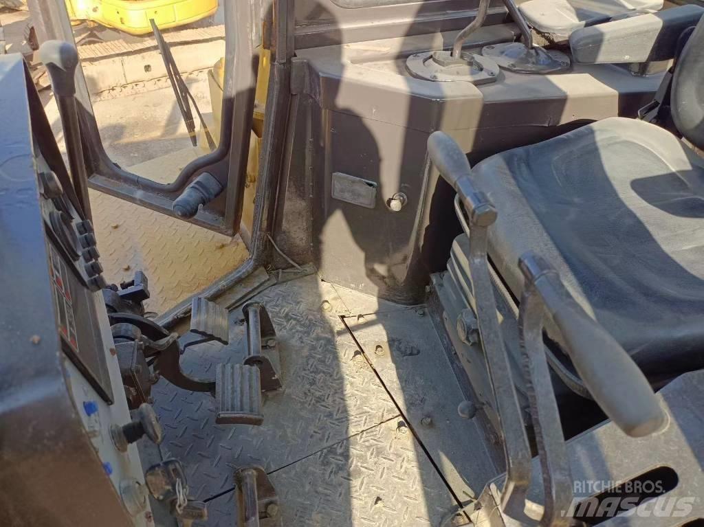 CAT D7R Gredere