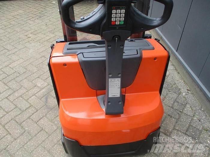 BT SWE 100 Transpaleta manuala