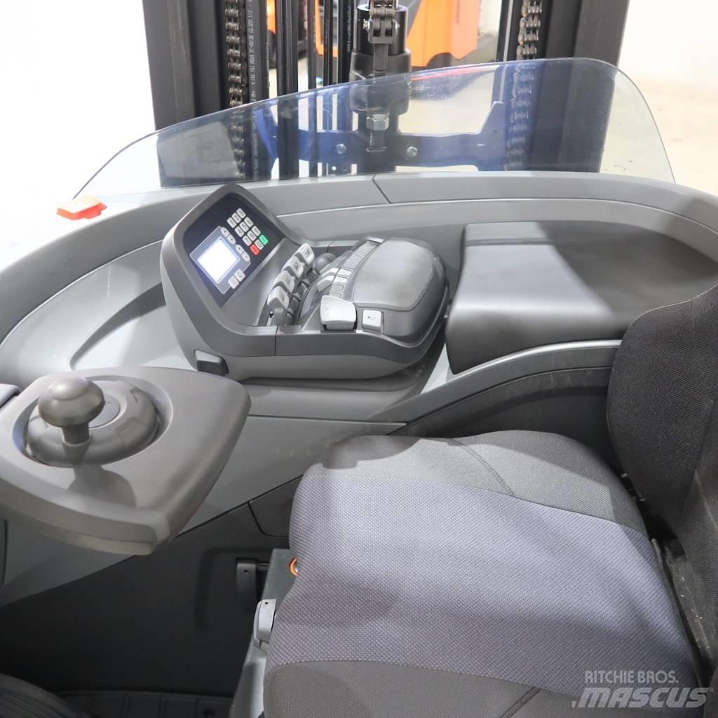 Toyota RRE140H Stivuitor cu catarg retractabil