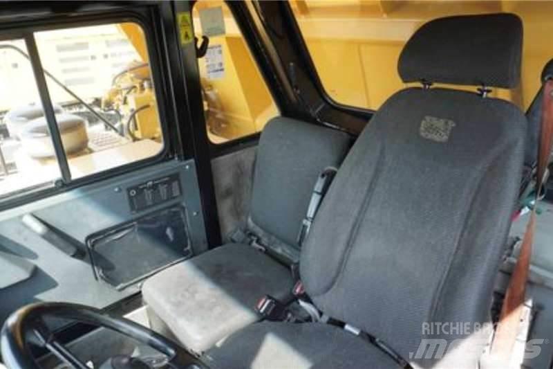 CAT 773E Transportoare articulate