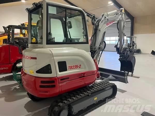 Takeuchi TB 235 Mini excavatoare < 7t
