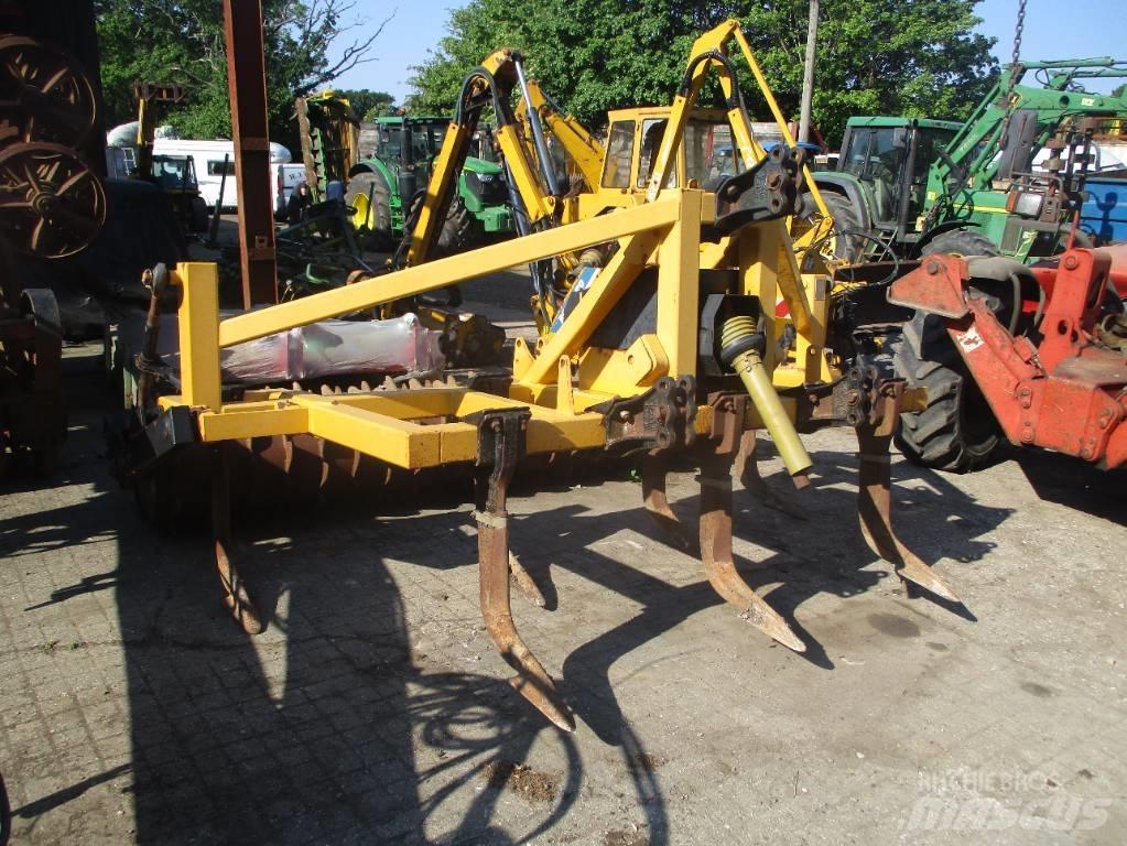McConnel shakerator Cultivatoare