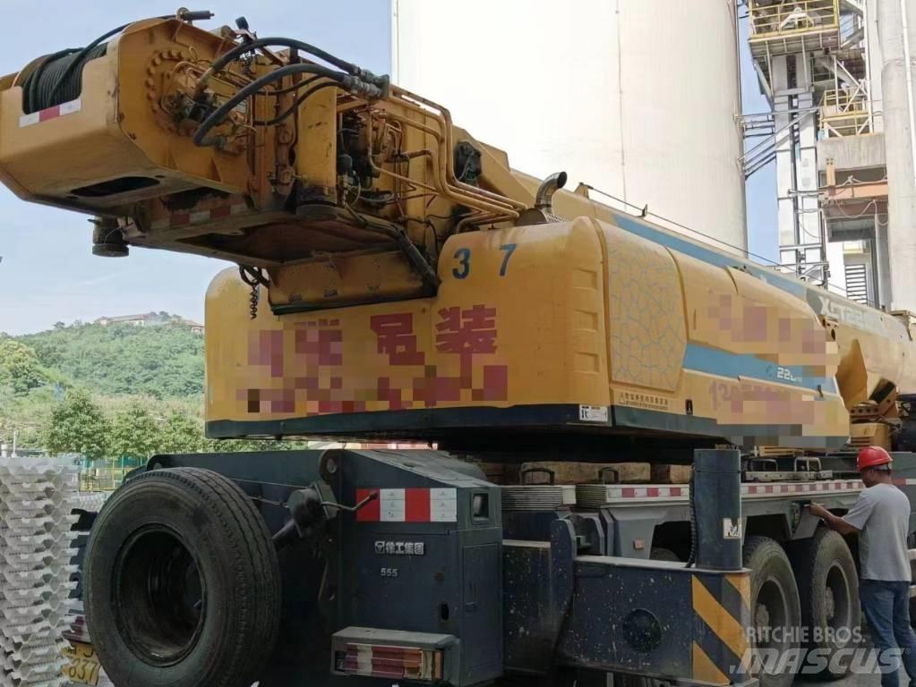 XCMG XCT110 Macara pentru orice teren