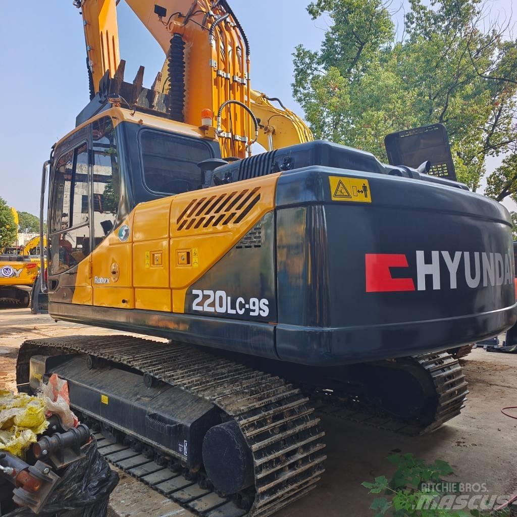 Hyundai 220lc-9s Excavatoare pe șenile
