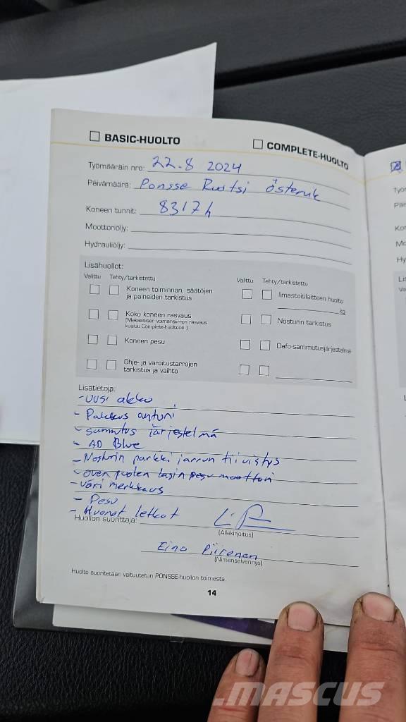 Ponsse ERGO 8W Combine forestiere