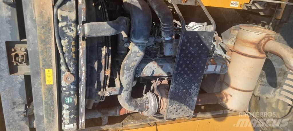 CASE CX 460 LC Excavatoare pe șenile

