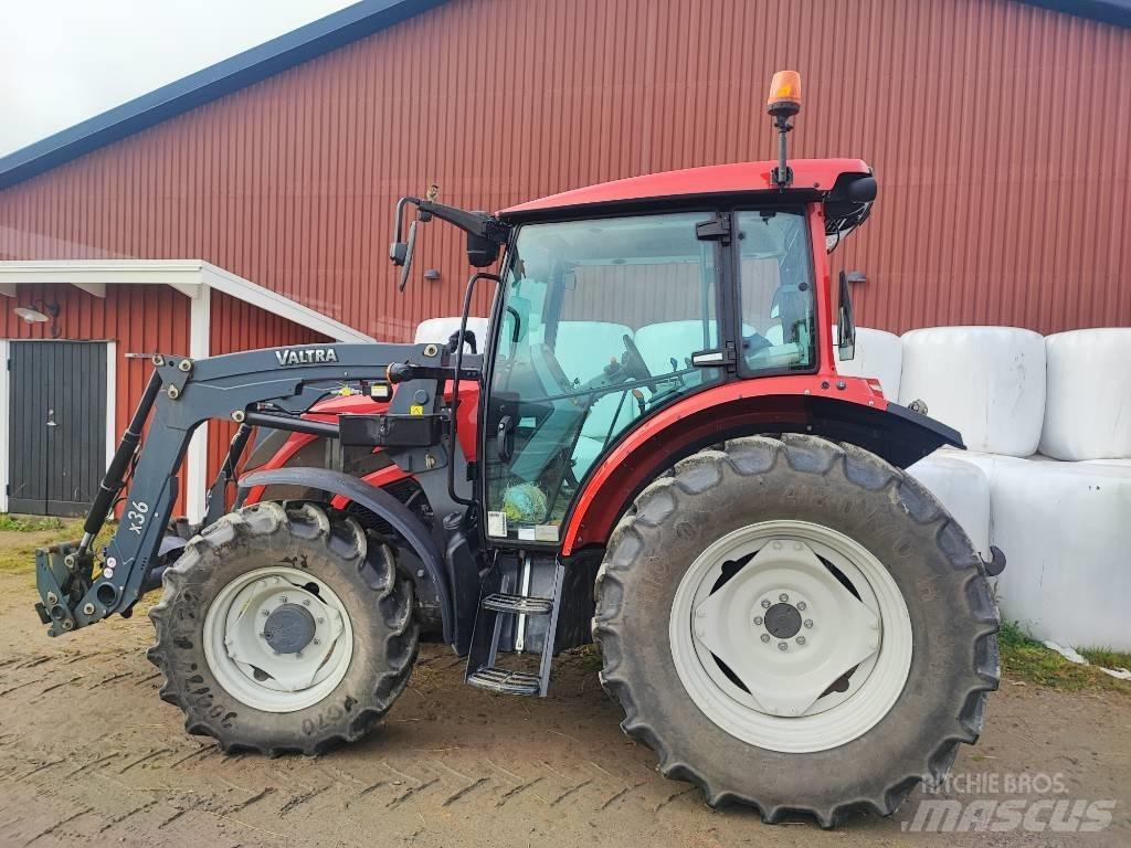 Valtra A 75 Tractoare