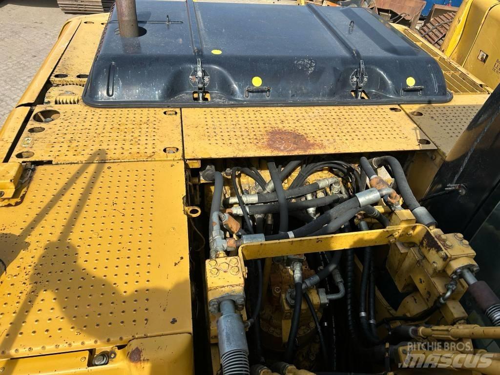 CAT 320 D L Excavatoare pe șenile
