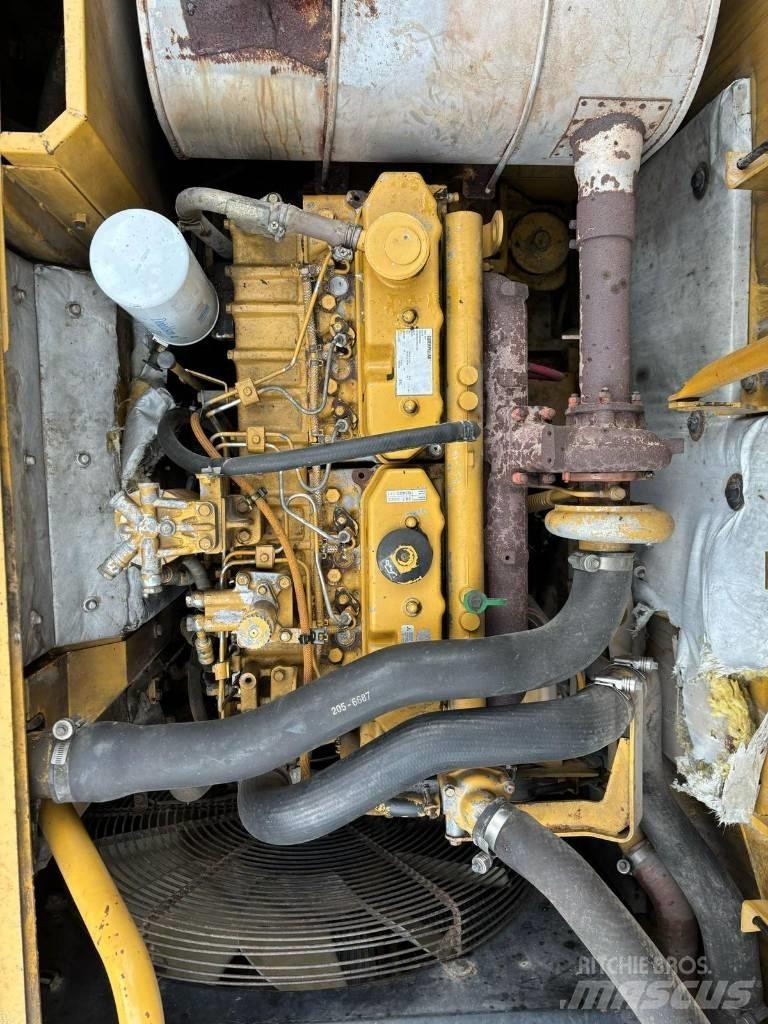 CAT 320 D L Excavatoare pe șenile
