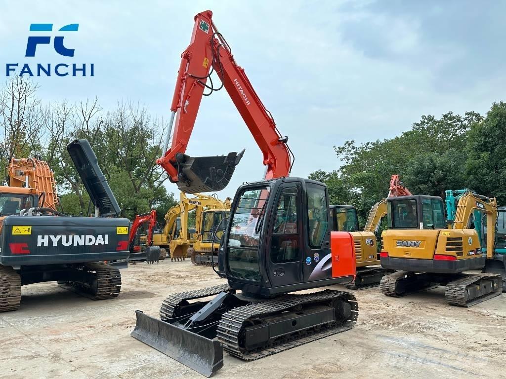 Hitachi ZX 70 Excavatoare pe șenile
