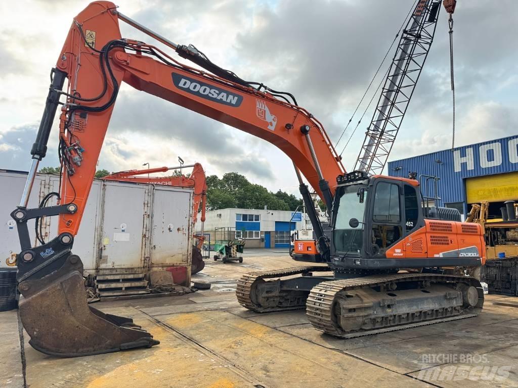 Doosan DX 300 LC-5 Excavatoare pe șenile
