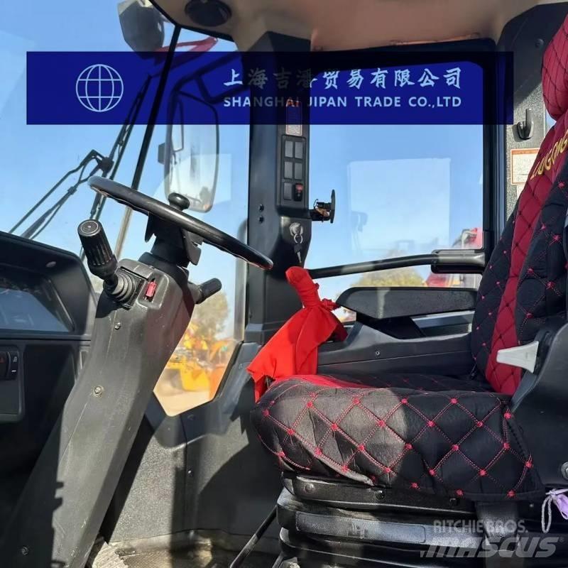 LiuGong CLG 870 H Incarcator pe pneuri