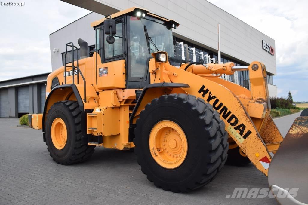 Hyundai HL 965 Incarcator pe pneuri