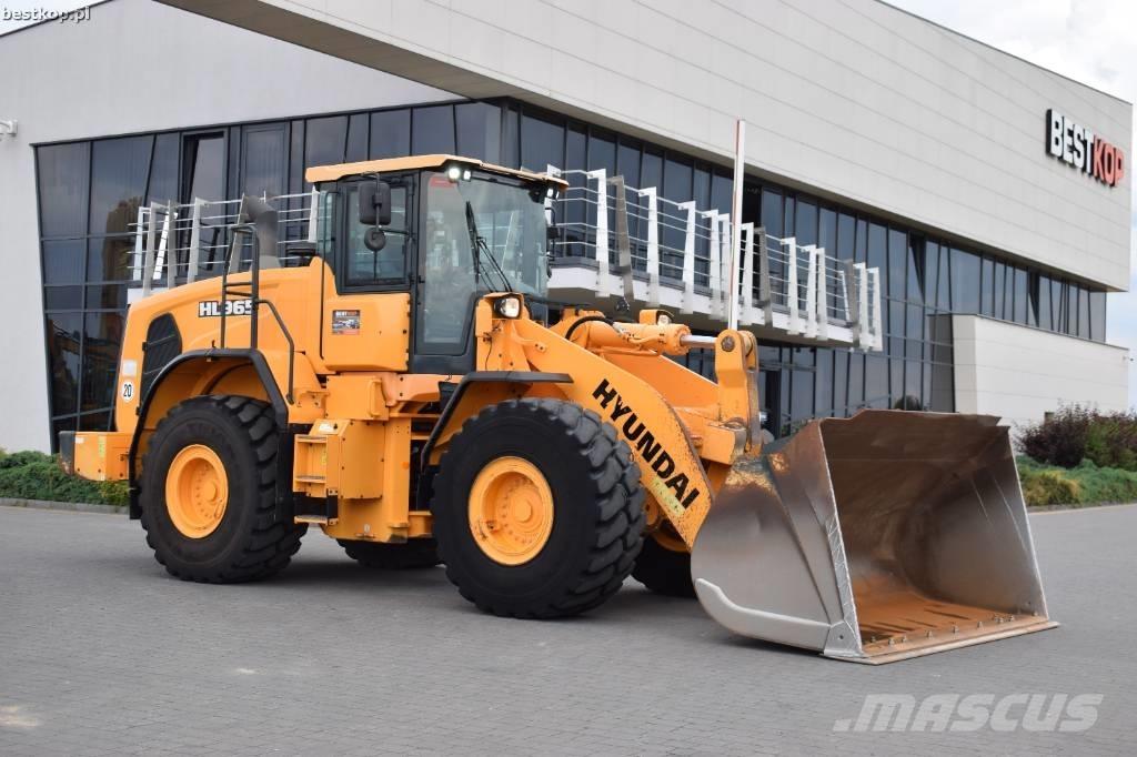 Hyundai HL 965 Incarcator pe pneuri