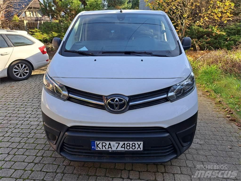 Toyota PROACE Masini