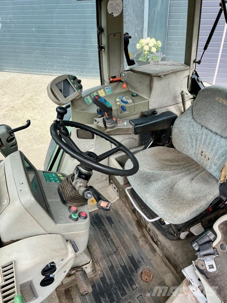 Fendt 712 Vario Tractoare