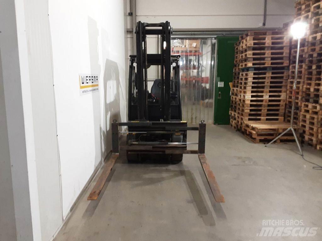 Yale ERP30VL V2745 Stivuitor electric