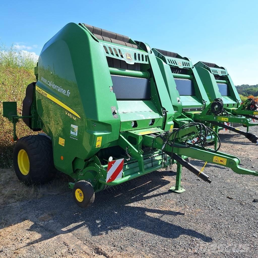 John Deere V 451 M Masina de balotat cilindric