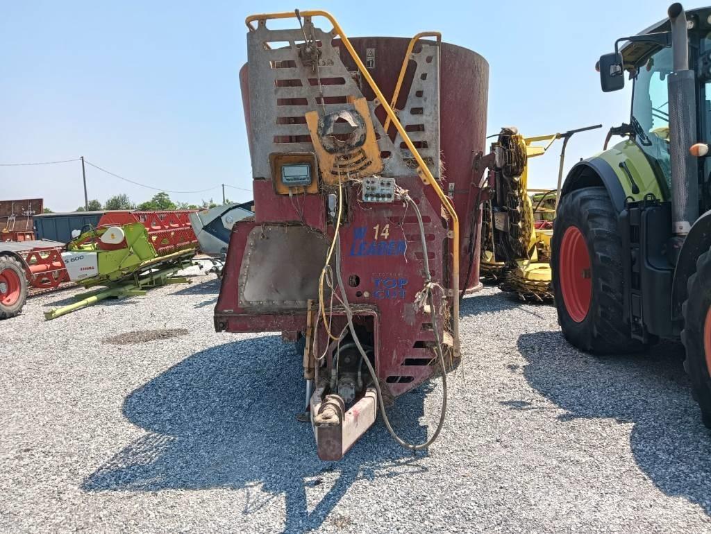 AGM W14 MC Mixere furaje