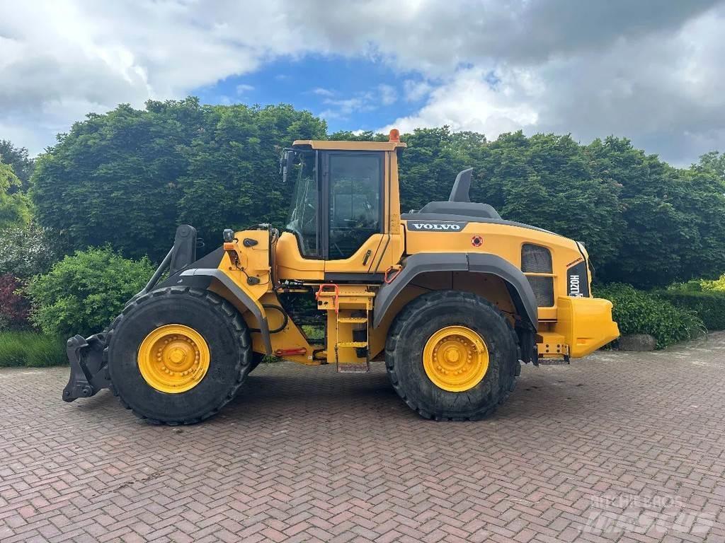 Volvo L120 H Incarcator pe pneuri