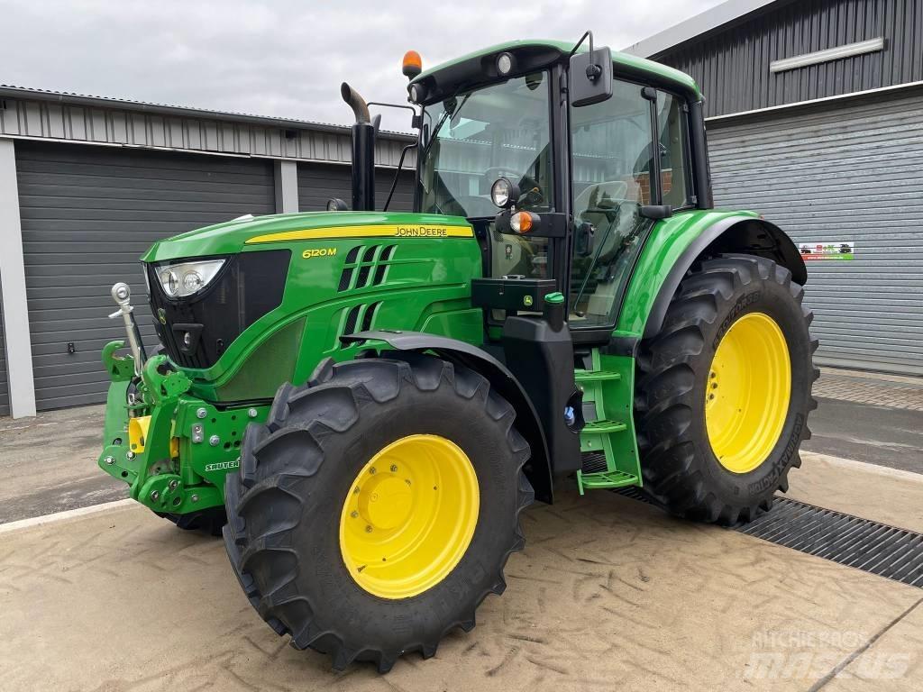 John Deere 6120 M Tractoare