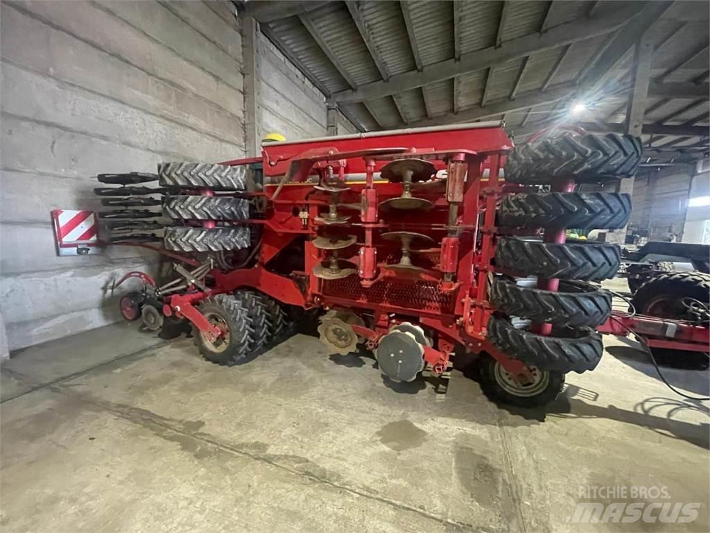 Horsch Pronto 4 DC Perforatoare