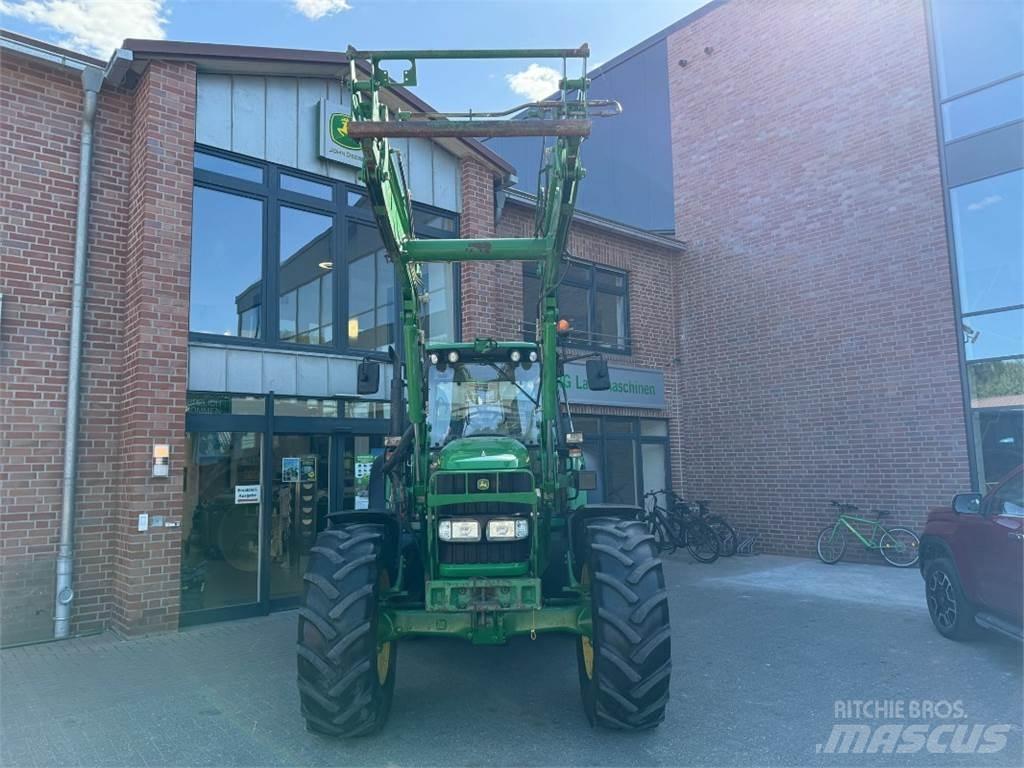 John Deere 6620 Tractoare