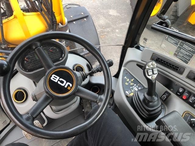 JCB 407 Incarcator pe pneuri