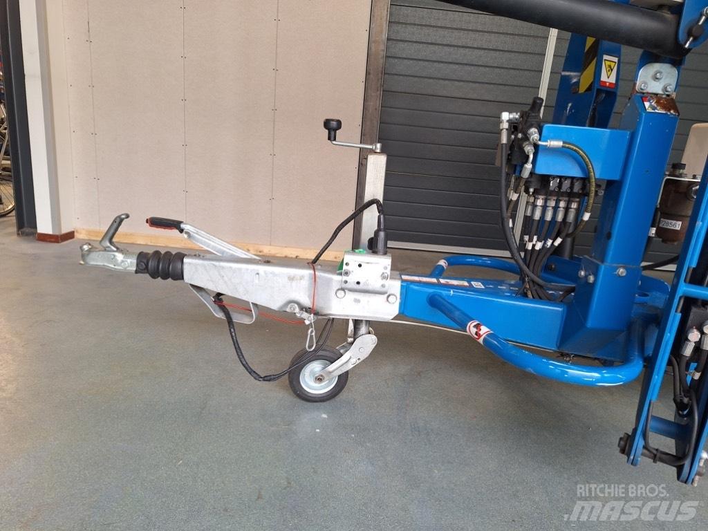 Niftylift 120 T Platforme aeriene montate pe remorca