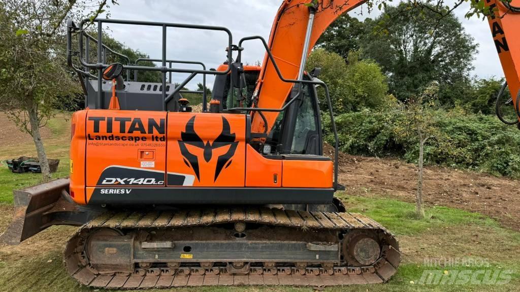 Doosan DX140LC-5 Excavatoare pe șenile
