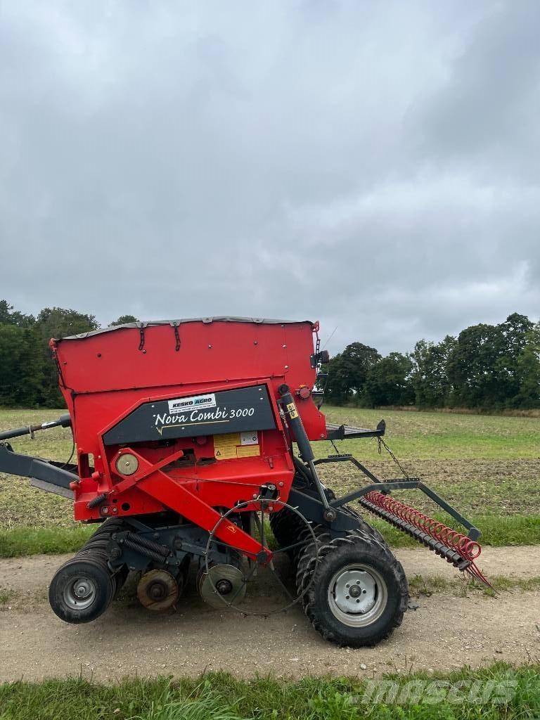 Tume Novacombi3000 Semanatoare