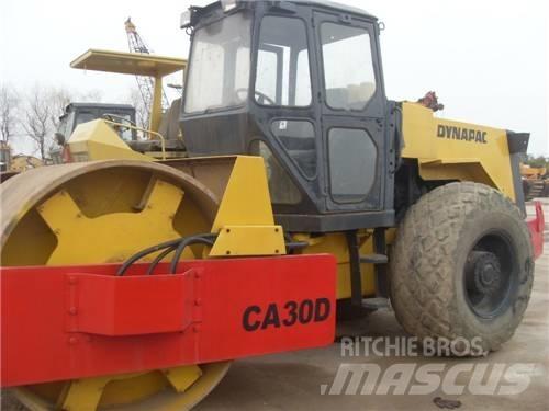 Dynapac CA30D Compactoare monocilindrice