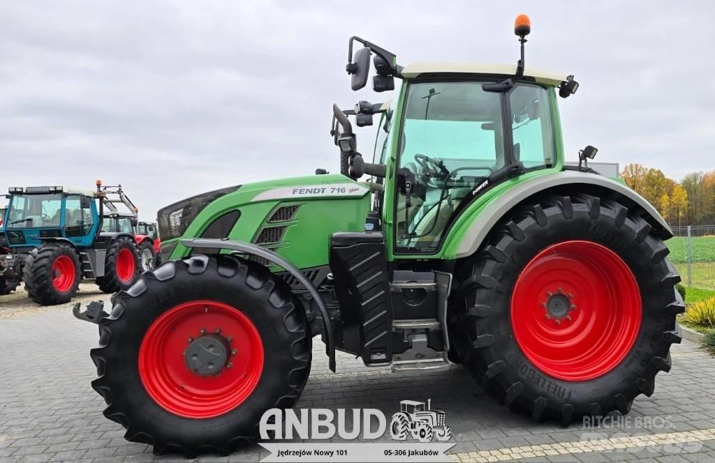 Fendt 716 Vario S4 Tractoare