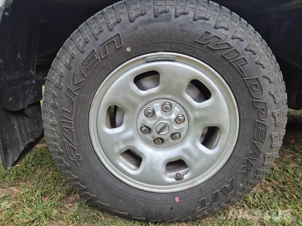 Nissan Navara Pick up/Platou