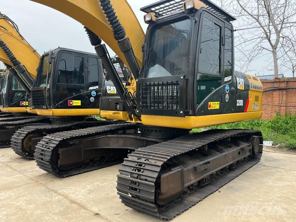 CAT 320 D Excavatoare pe șenile
