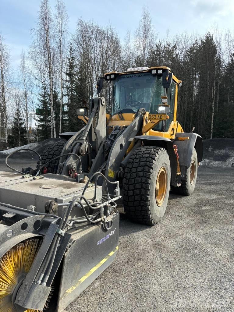 Volvo L 90 H Incarcator pe pneuri