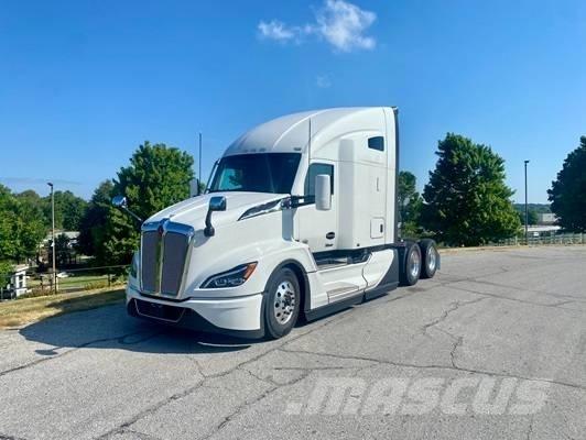 Kenworth T 680 Autotractoare