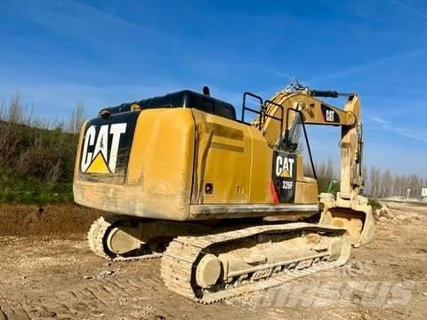 CAT 326 F L Excavatoare pe șenile
