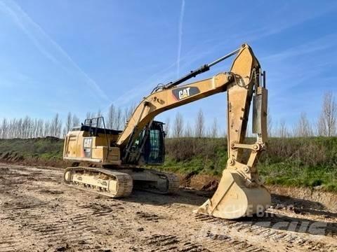 CAT 326 F L Excavatoare pe șenile
