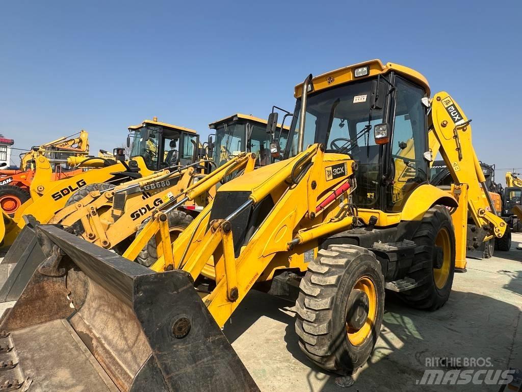 JCB 3 CX Buldoexcavatoare