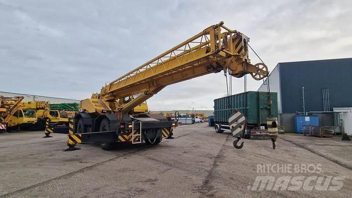 Tadano TR-400E Macara teren accidentat