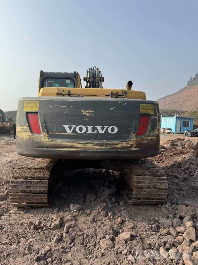 Volvo EC140B Excavatoare pe șenile
