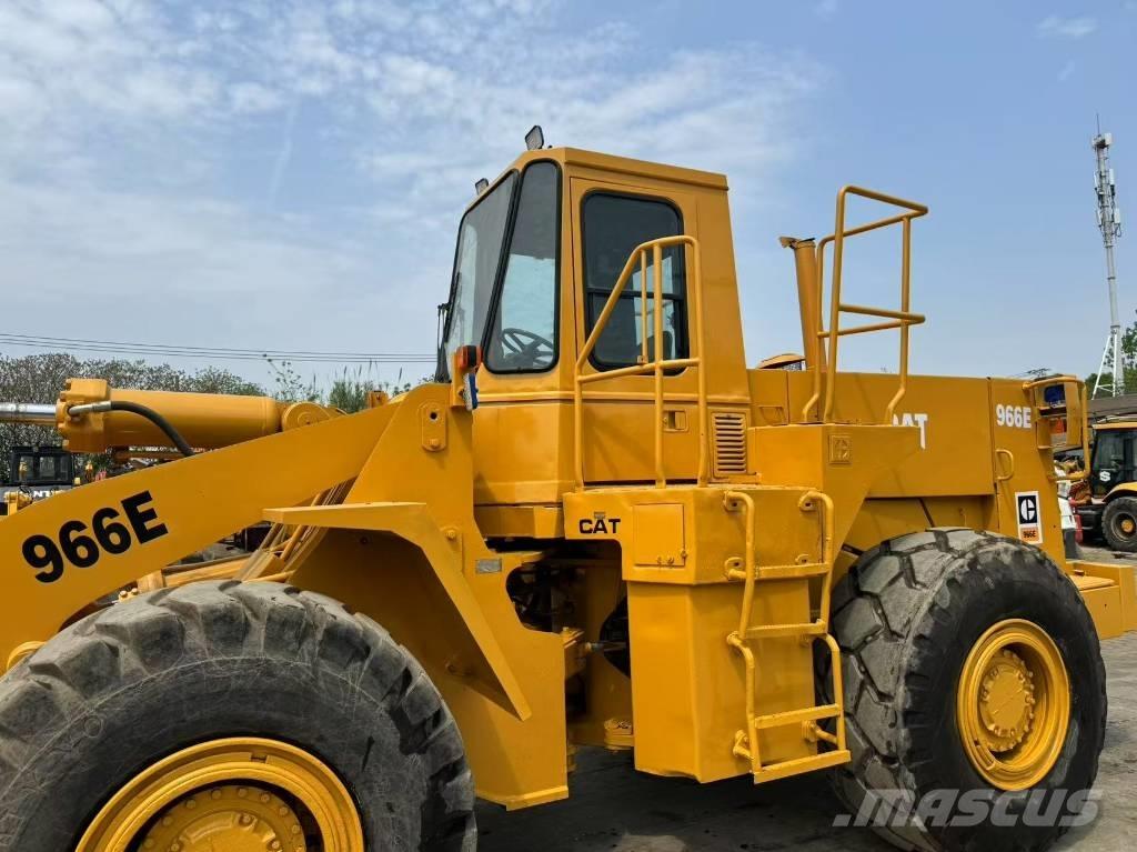 CAT 950E Incarcator pe pneuri