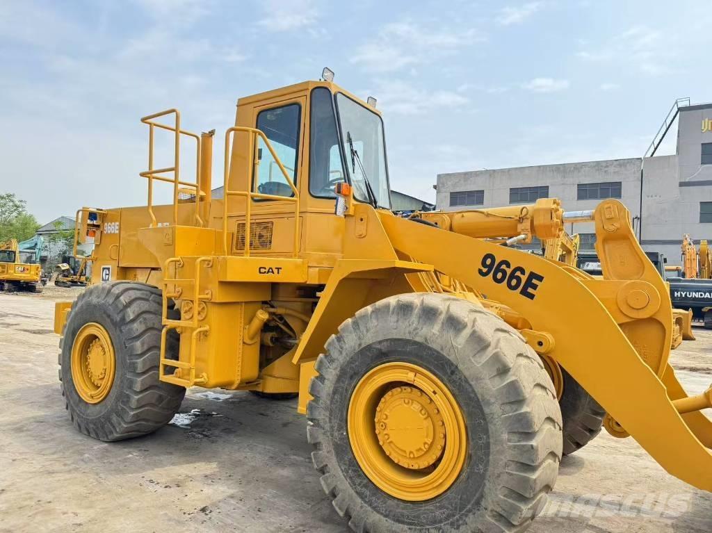 CAT 950E Incarcator pe pneuri