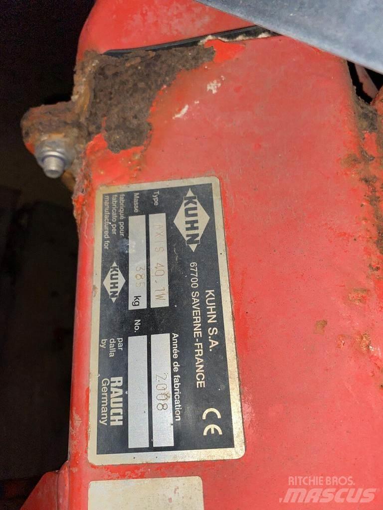 Kuhn Axis 40.1 W Împrastierea mineralelor